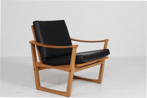 Danish ModernM. NissenEasy chair of oak and black leather