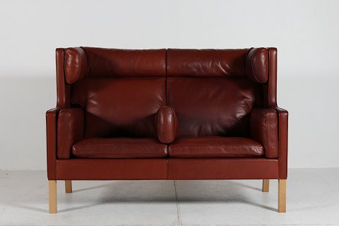 Sofas and Couchs